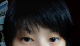 疲れ切った顔をしてます