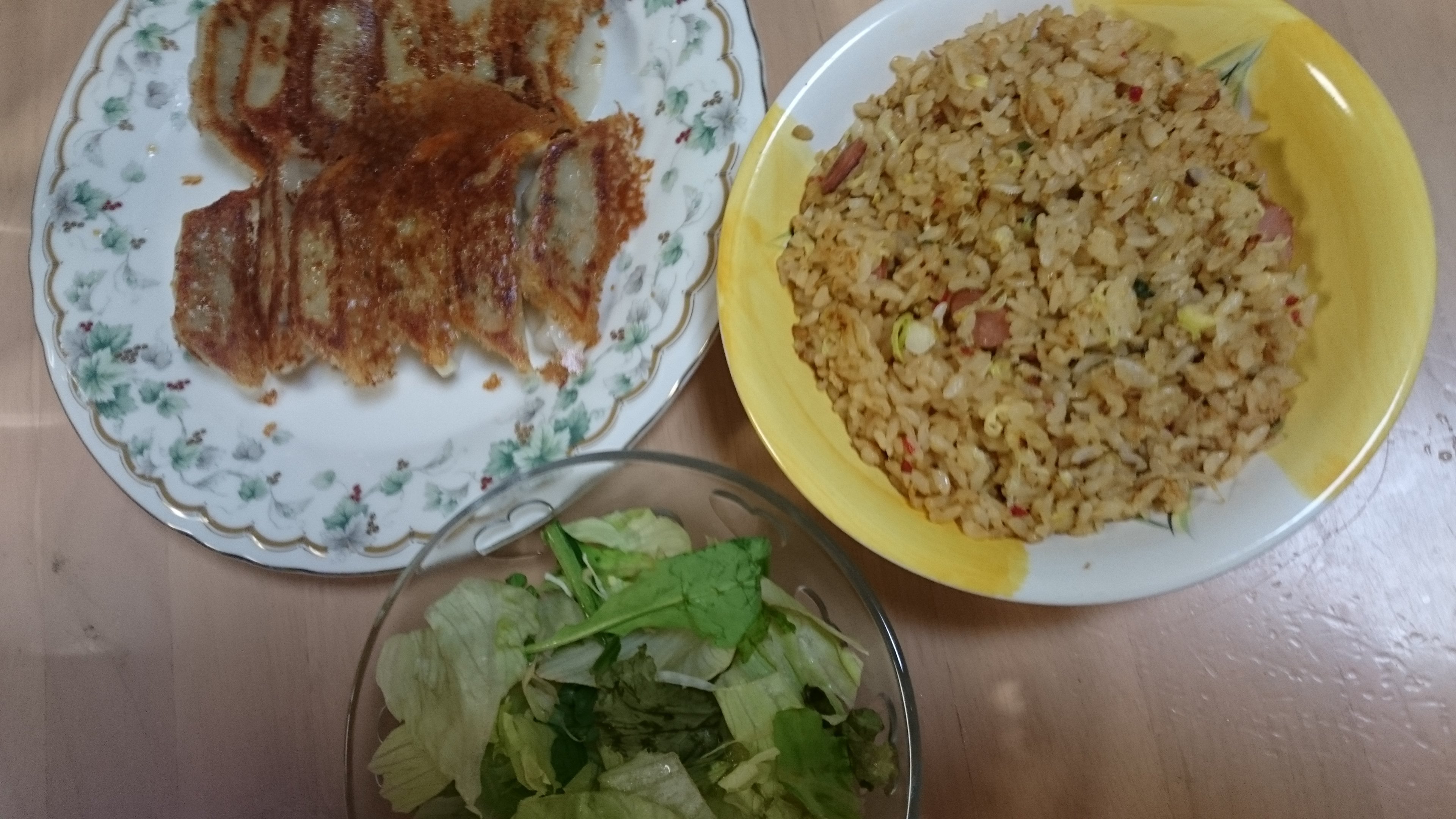 羽根つき餃子