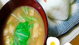 ★おにぎり定食★