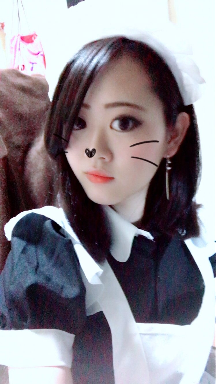 メイドコスプレ披露しちゃいました♡♡