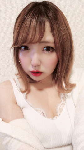 こんばんは( ??????? )???