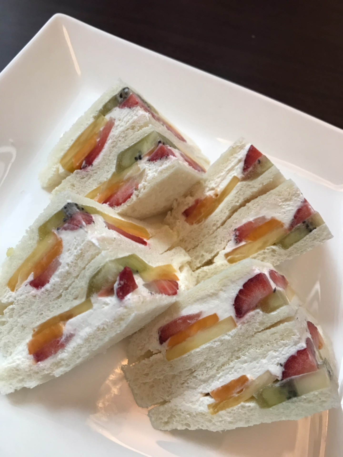 フルーツサンド