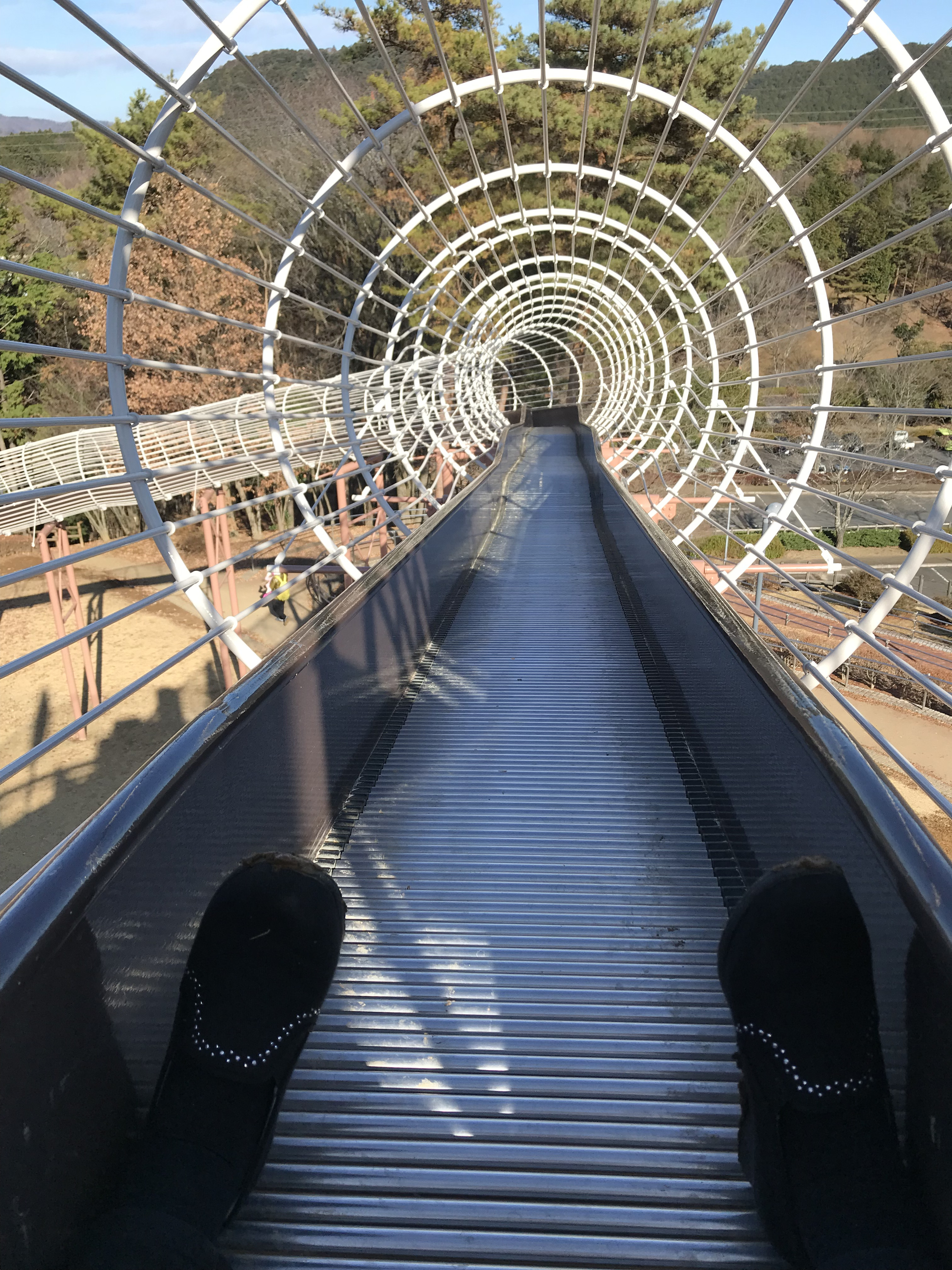 ローラー滑り台