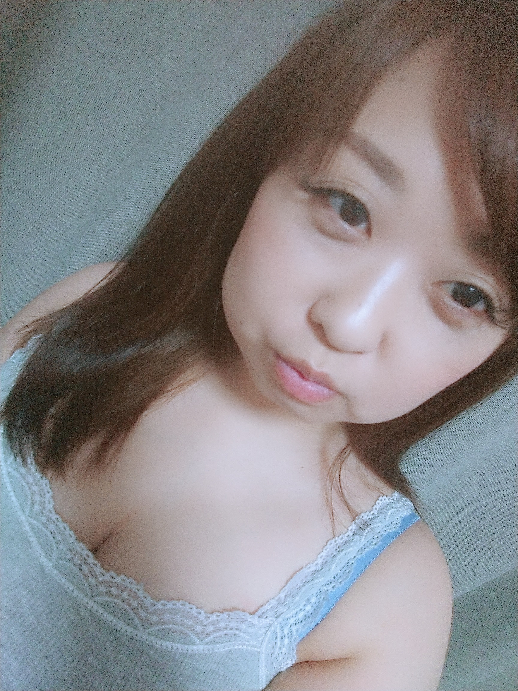 すっぴんです。