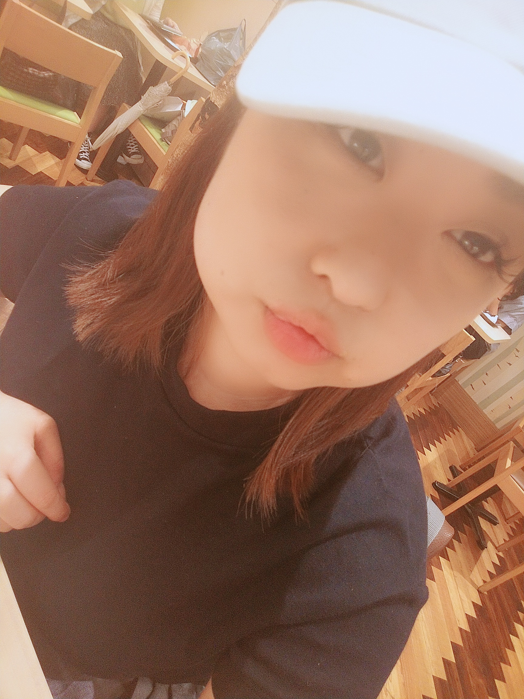 遅めのゴハンです‥