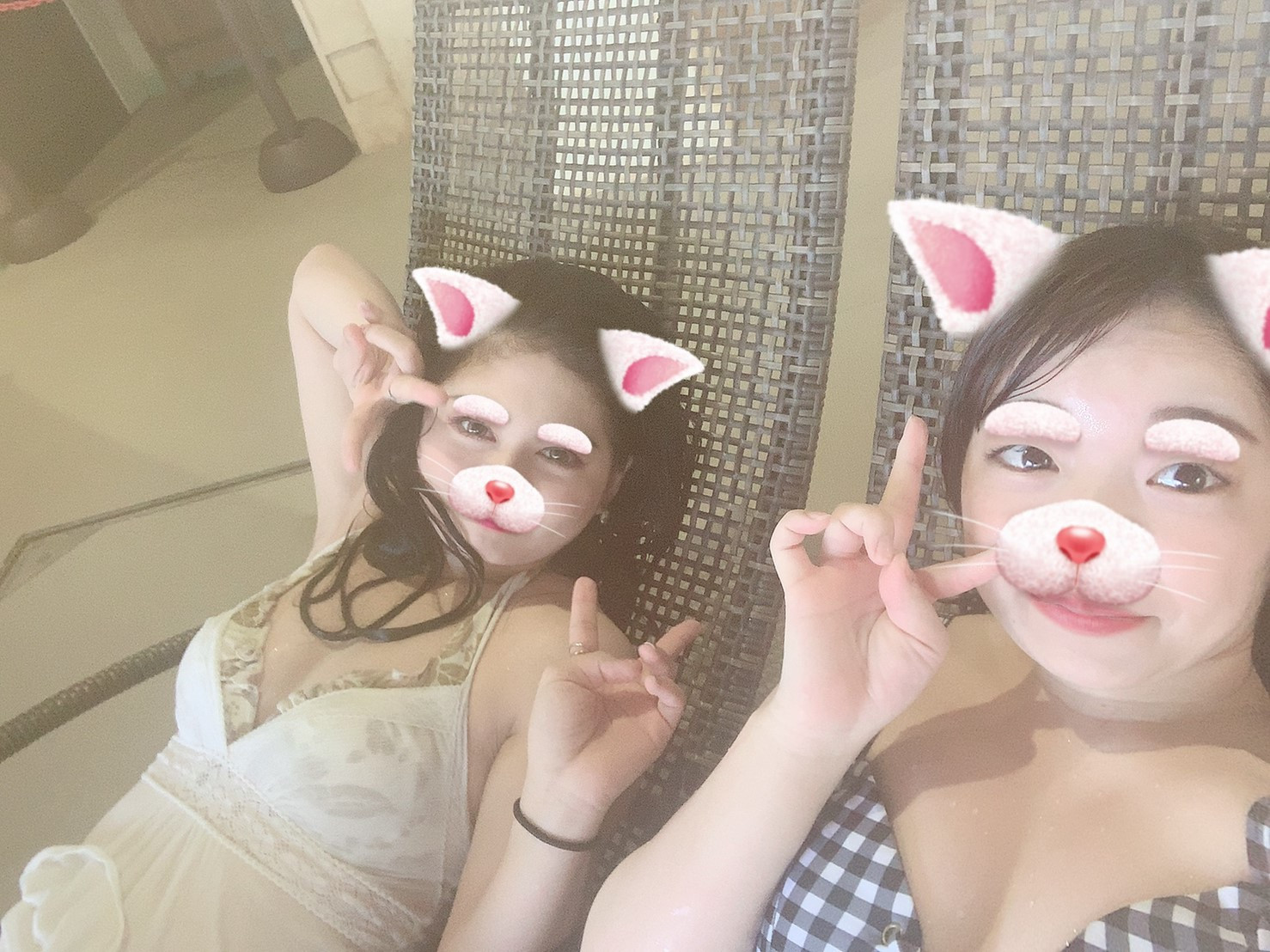 暑い日はプールだよね???