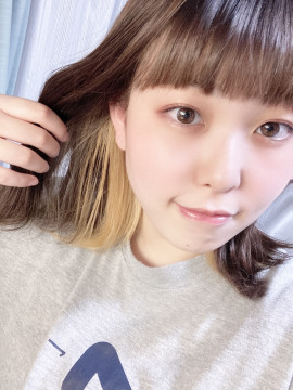 髪染めました?