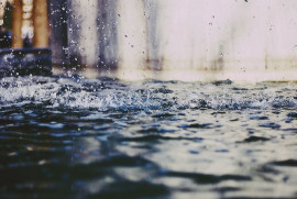 すごい雨