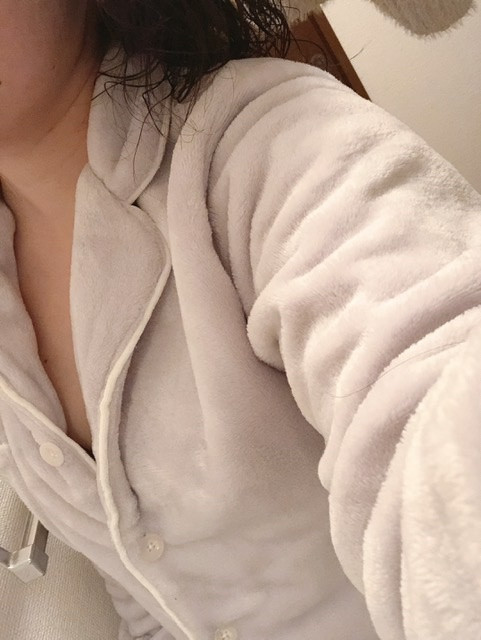 パジャマ配信しよっかな？