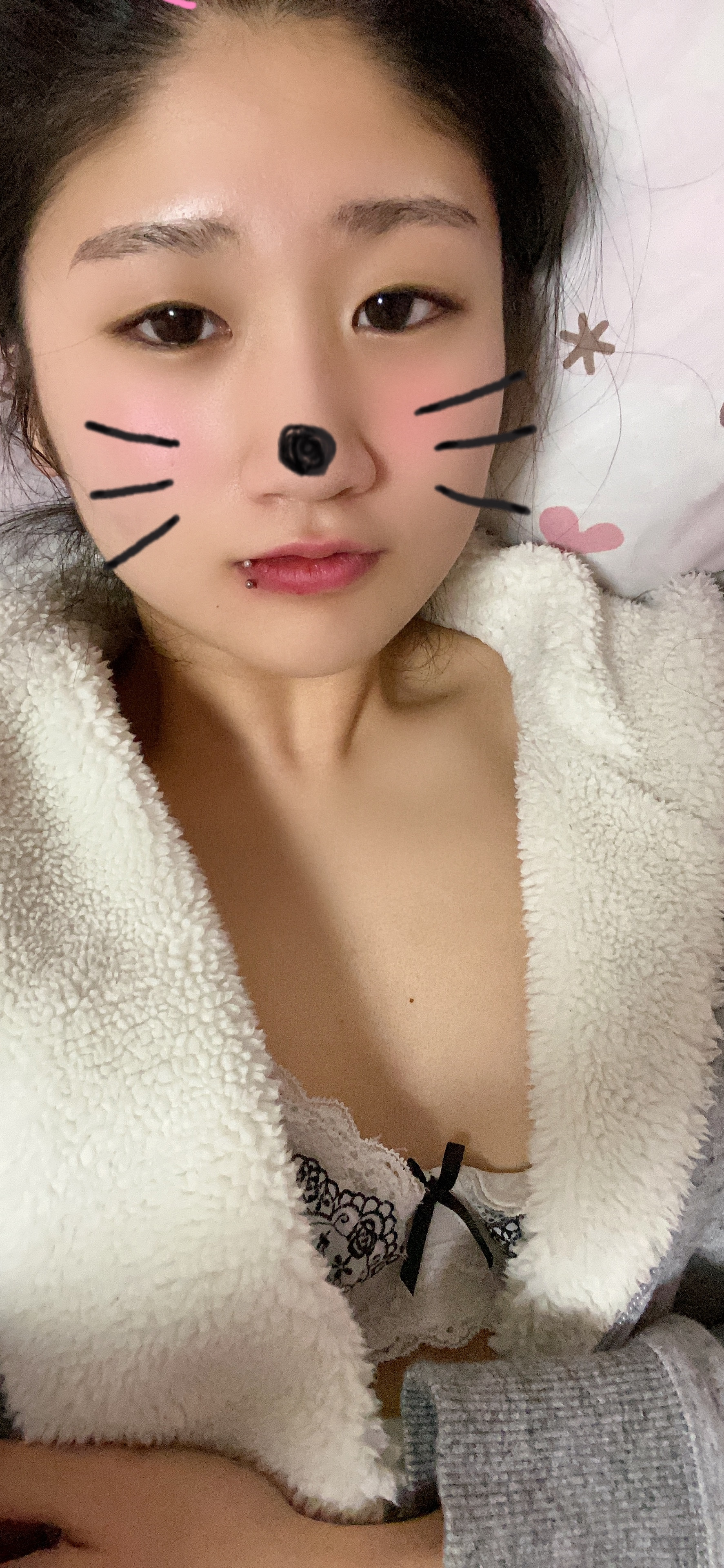 ピアス開けたぁ