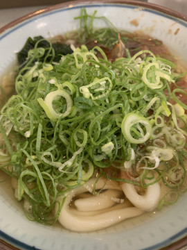 遅めの昼ごはん