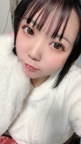 はじめまして(  . .)"
