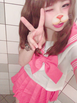 制服コスプレ?