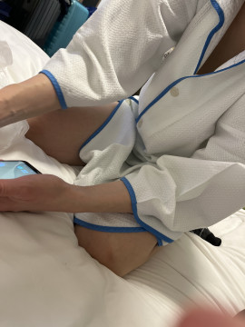 ホテルにて