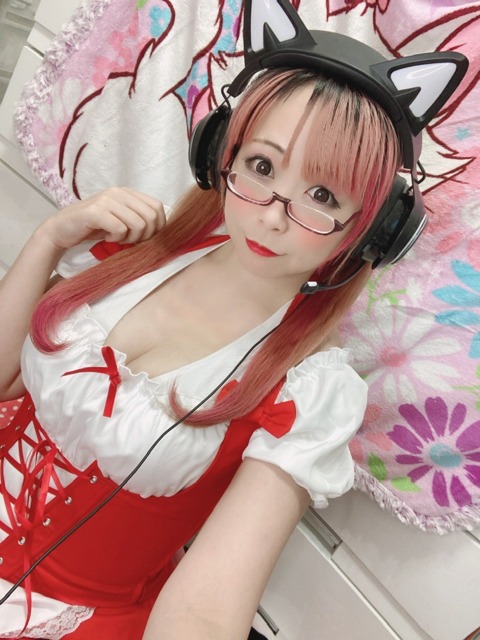 眼鏡っ子メイドは好きですか？