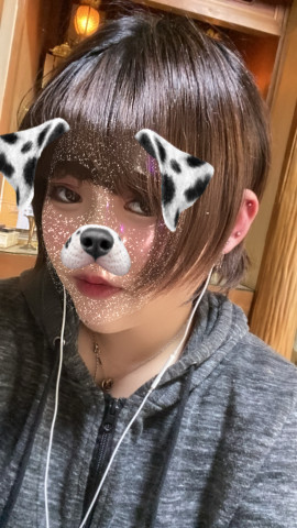 ピアス開けたぁ