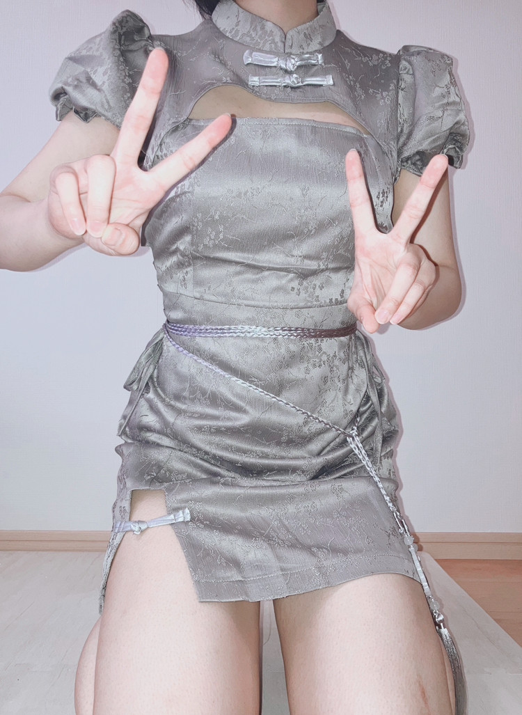 見せびらかしと匂わせ