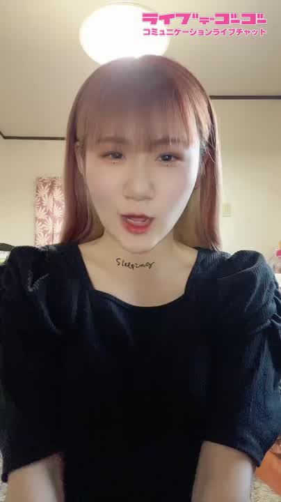 初動画