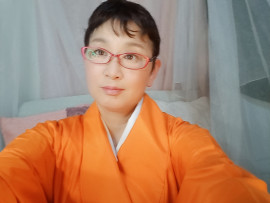 母に似ている。