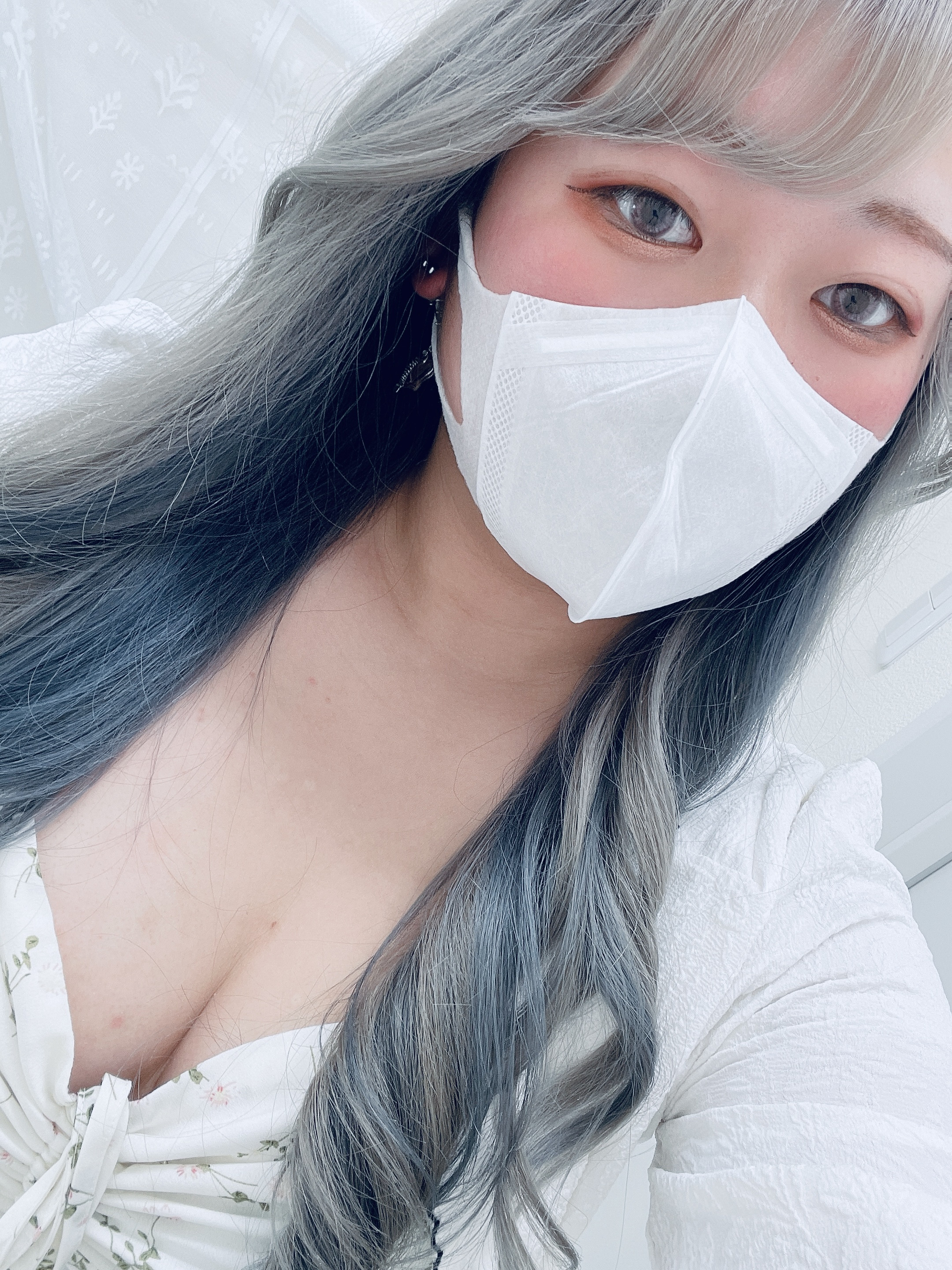 ブログ初めましてです