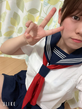 セーラー服買っちゃった笑
