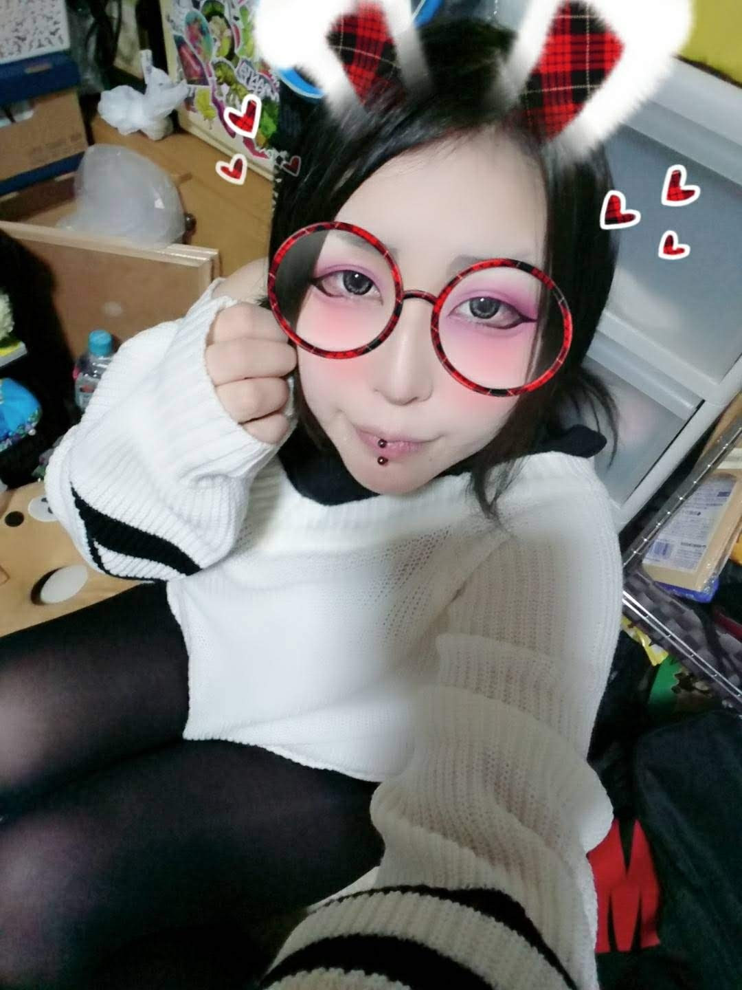 ﾊｧ━(-д-；)━ｧ