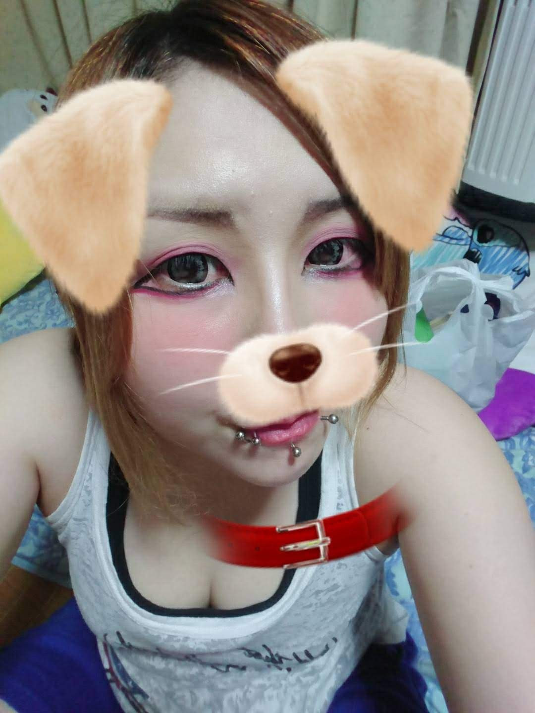 ピアス女子なり(?? ??)