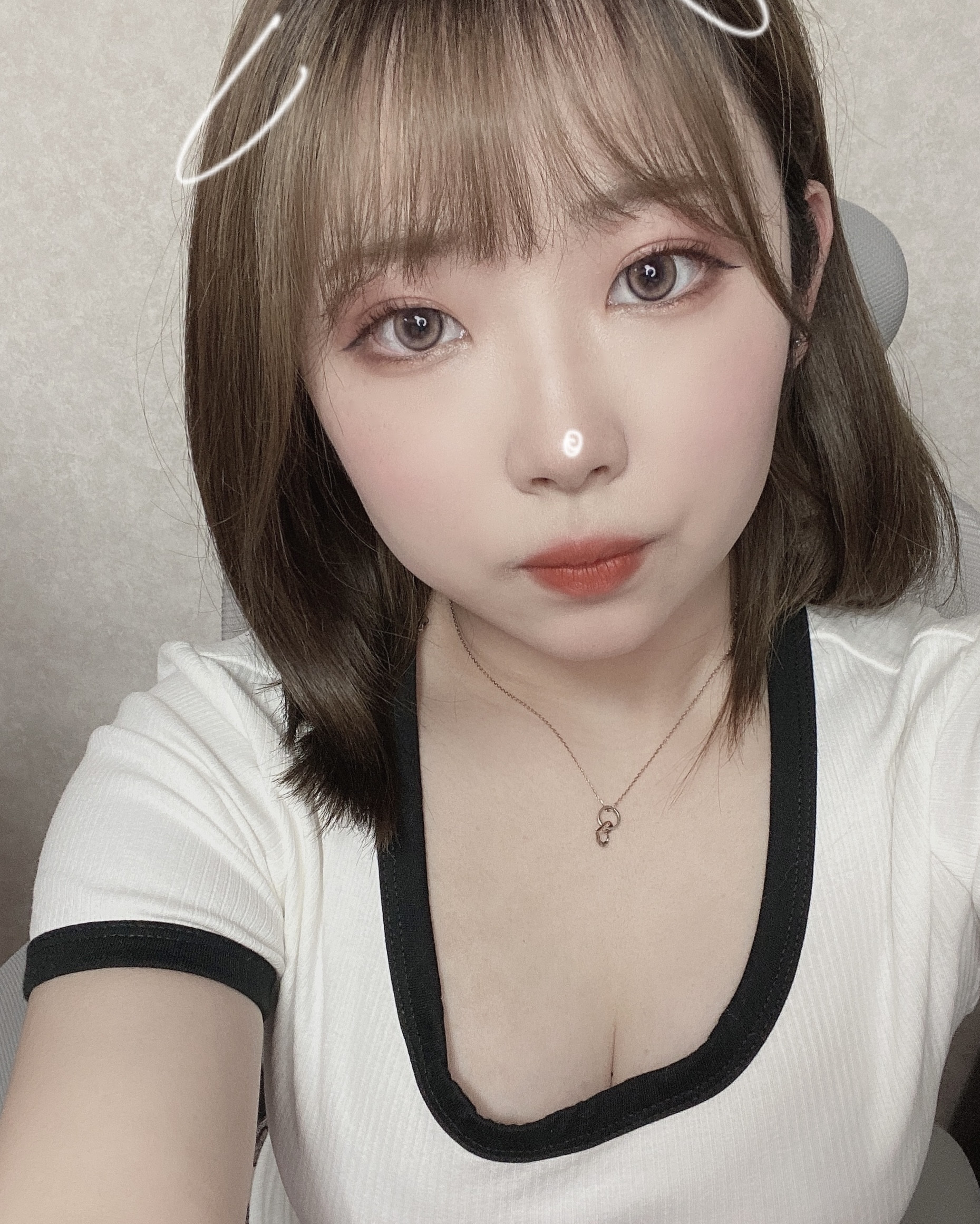 髪切った(*´ω`*)