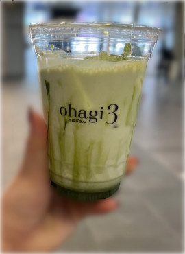大好きな抹茶ラテ?