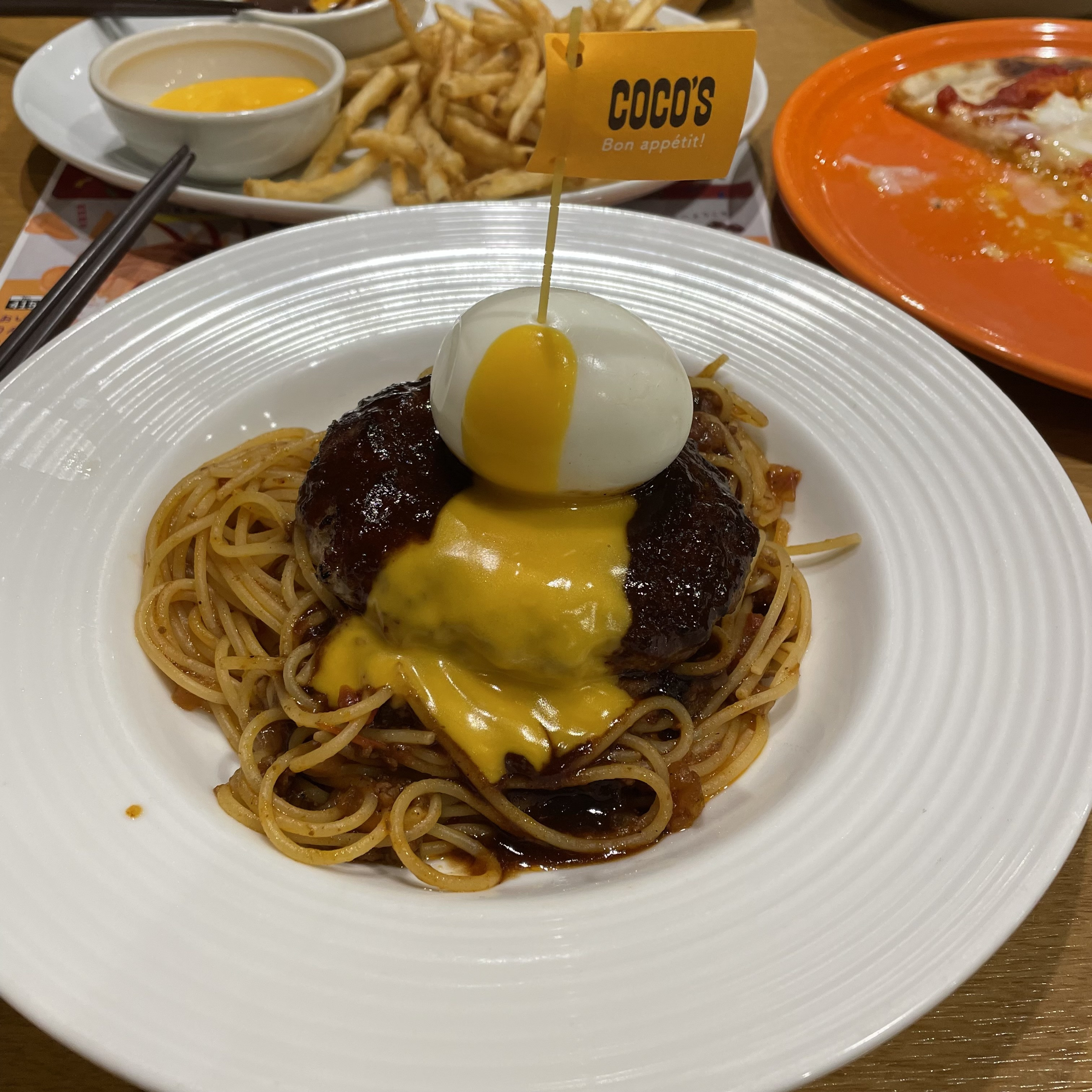 お初です(  . .)"??