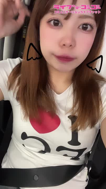 おにゅーのtシャツ