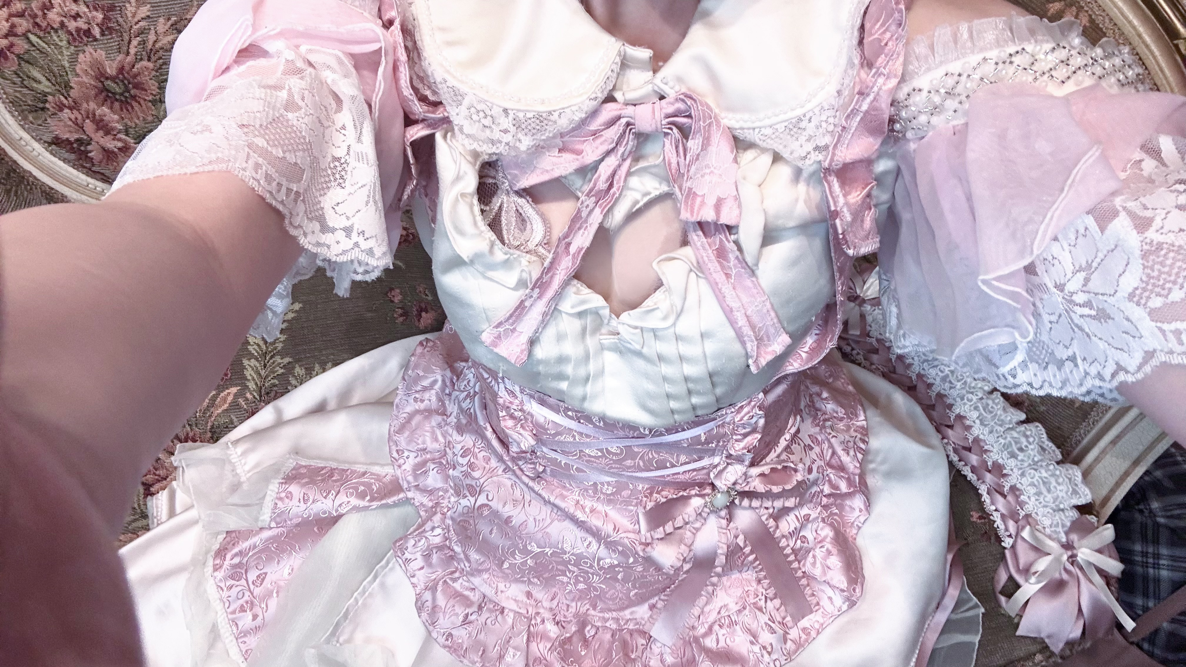 はじめまして ?