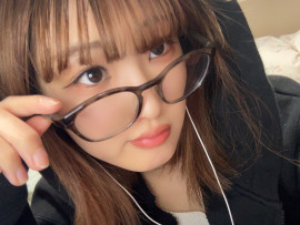 メガネ女子の需要…