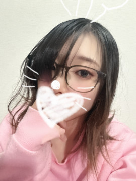 いつもは眼鏡…？?