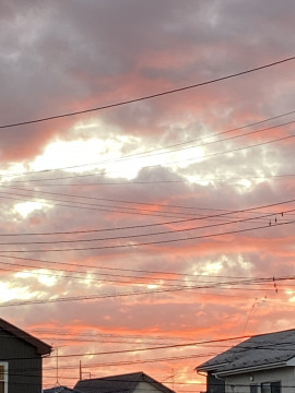 今日の空の色、思い出せますか？