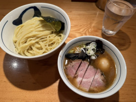 はな💐🤍ちゃんの3/8 (日) 01:16のブログ