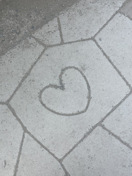 あやりちゃんの6/4 (水) 12:42のブログ