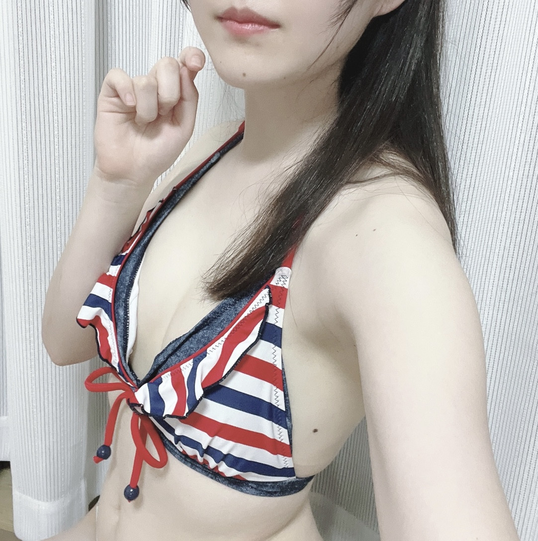 水着着てみちゃった///