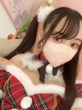 サンタさんコスだよ〜！！