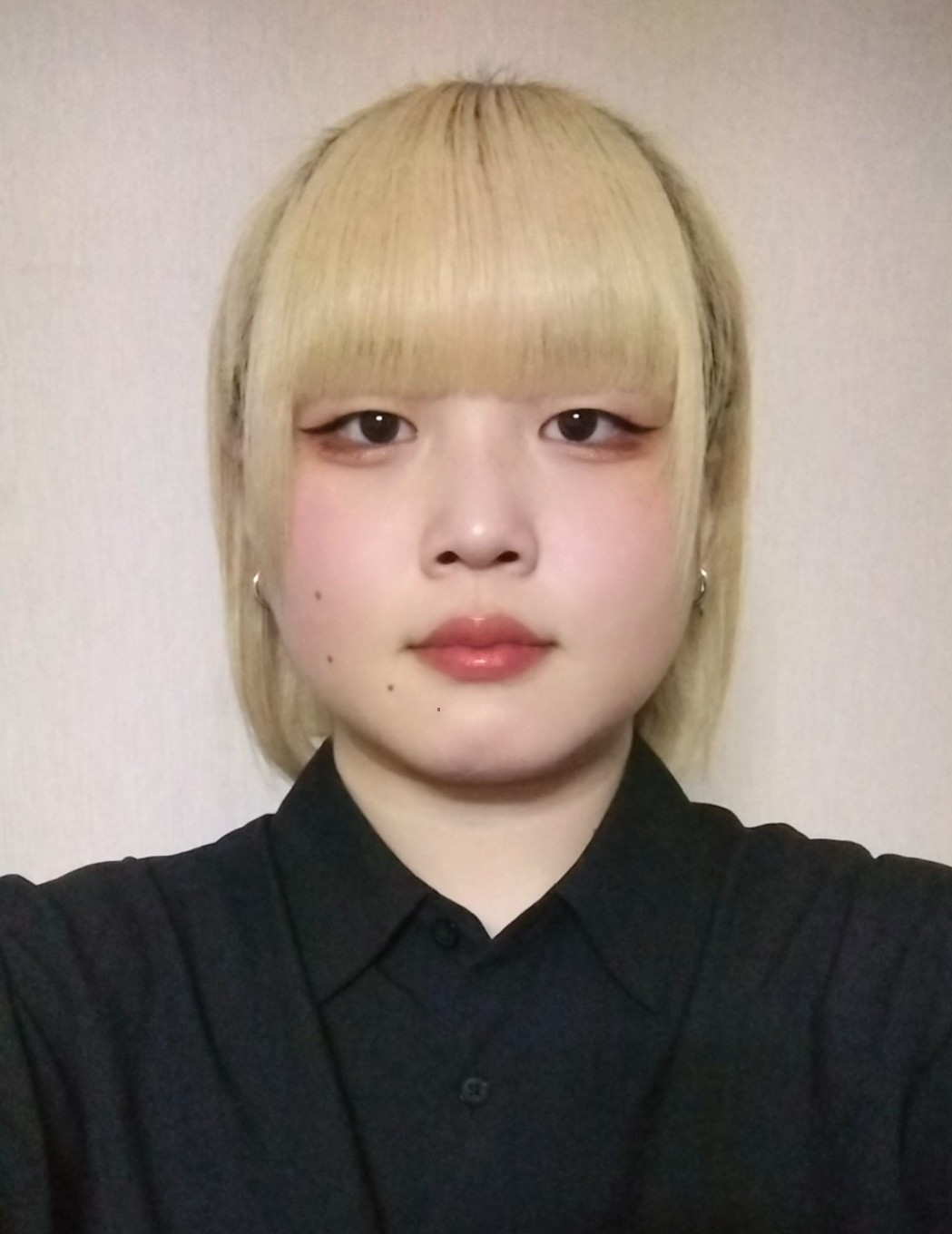 最近の自撮りが証明写真という、、笑