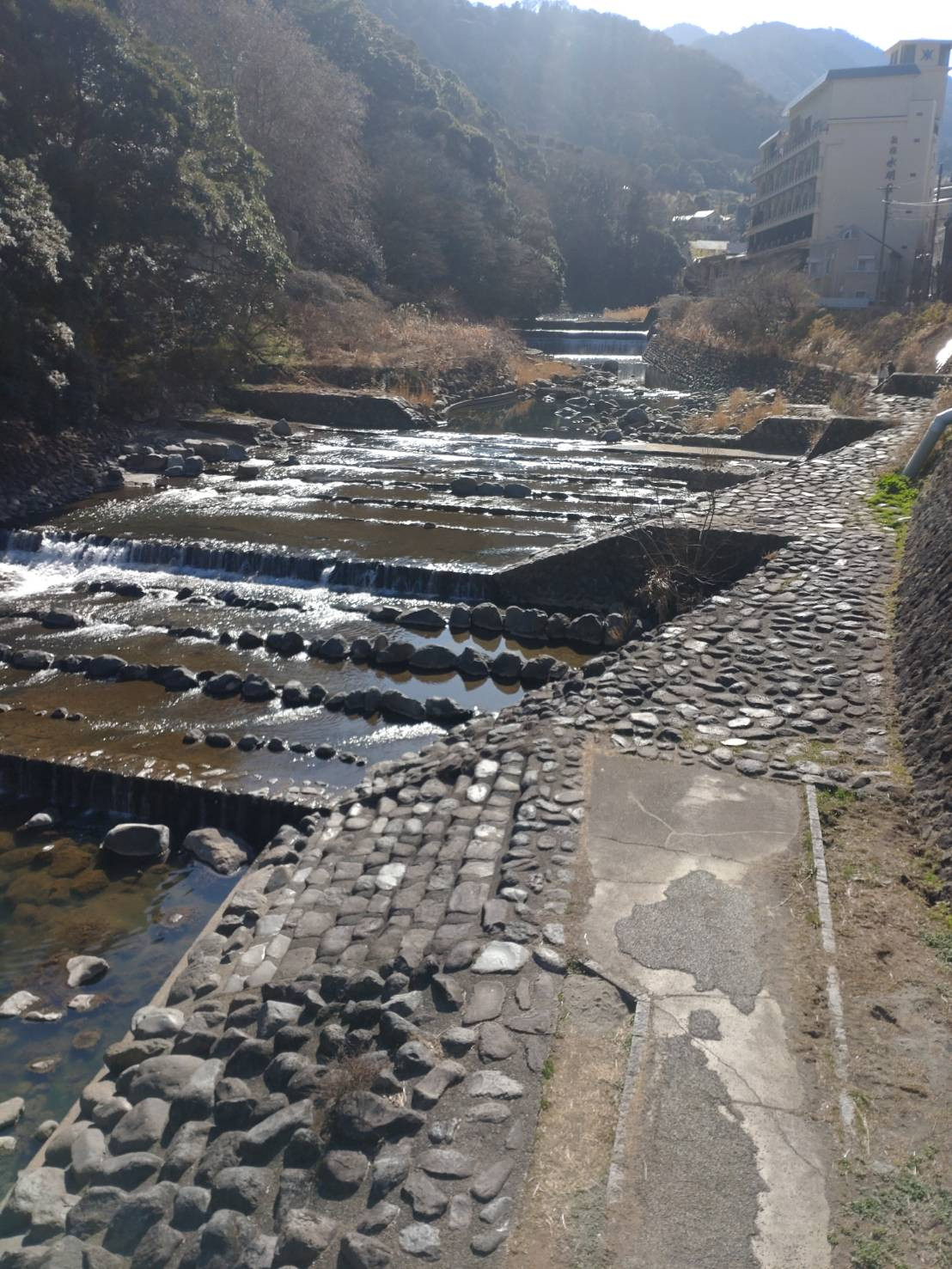 箱根の駅前行ってきました！