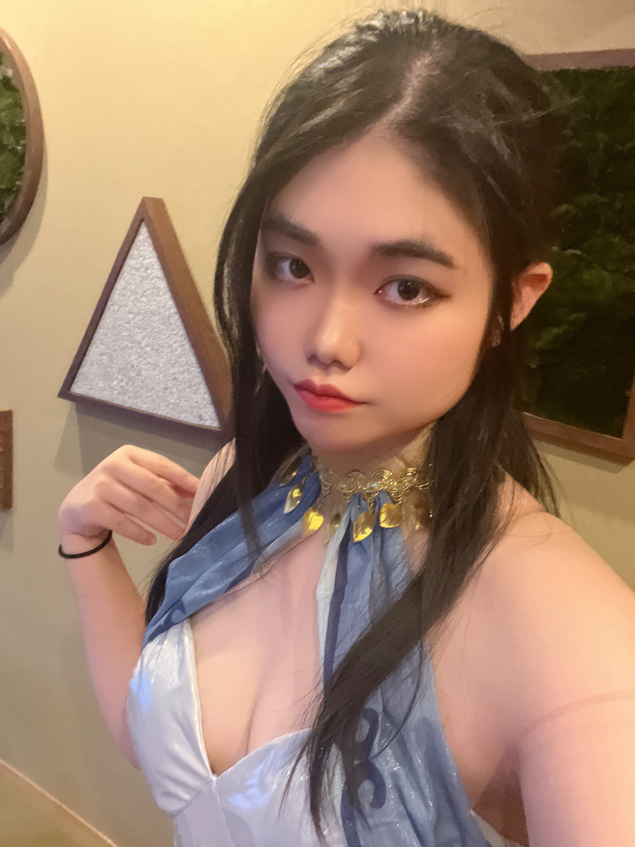 初めましてのご挨拶???