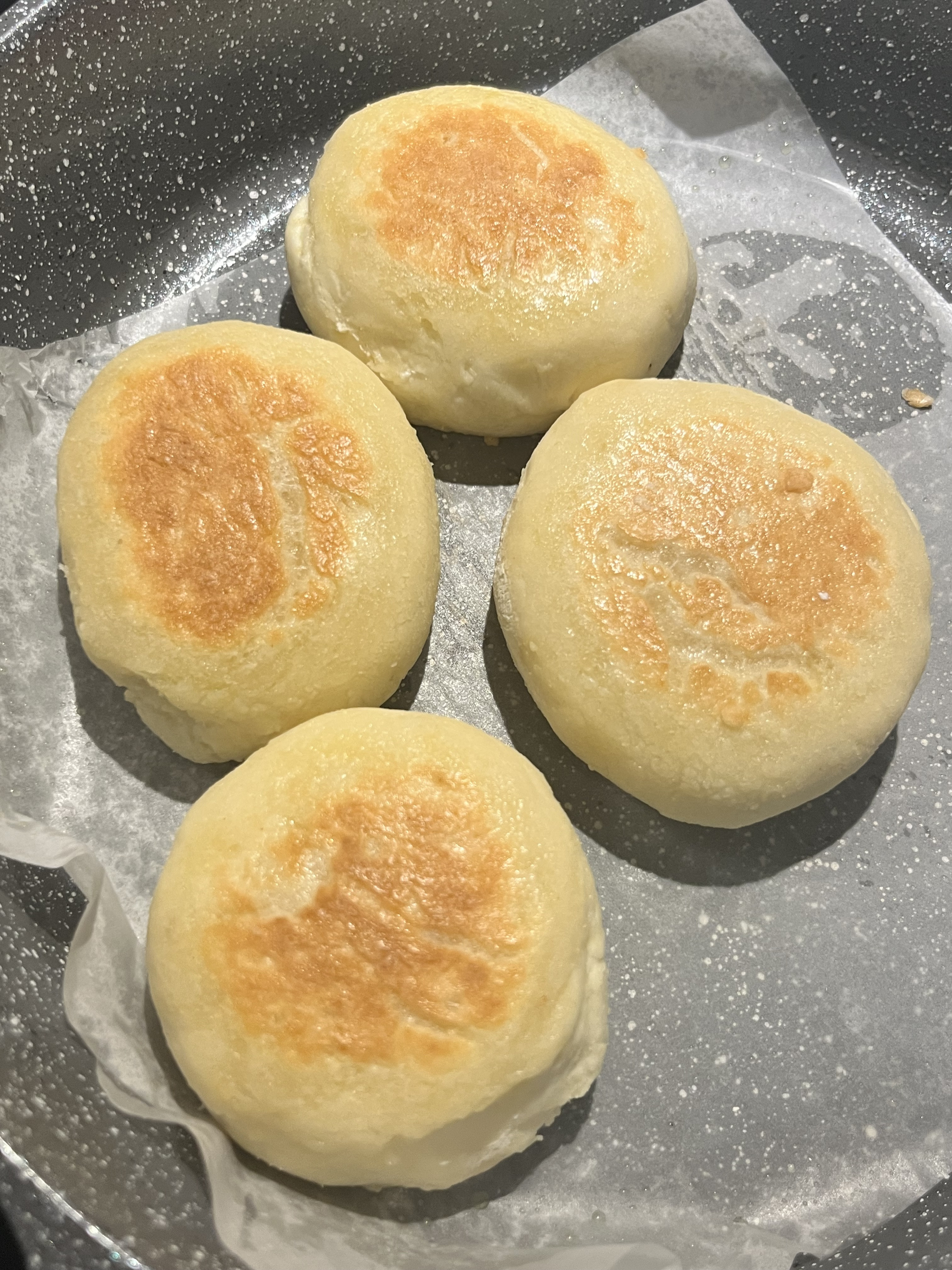 フライパンで作る米粉パン