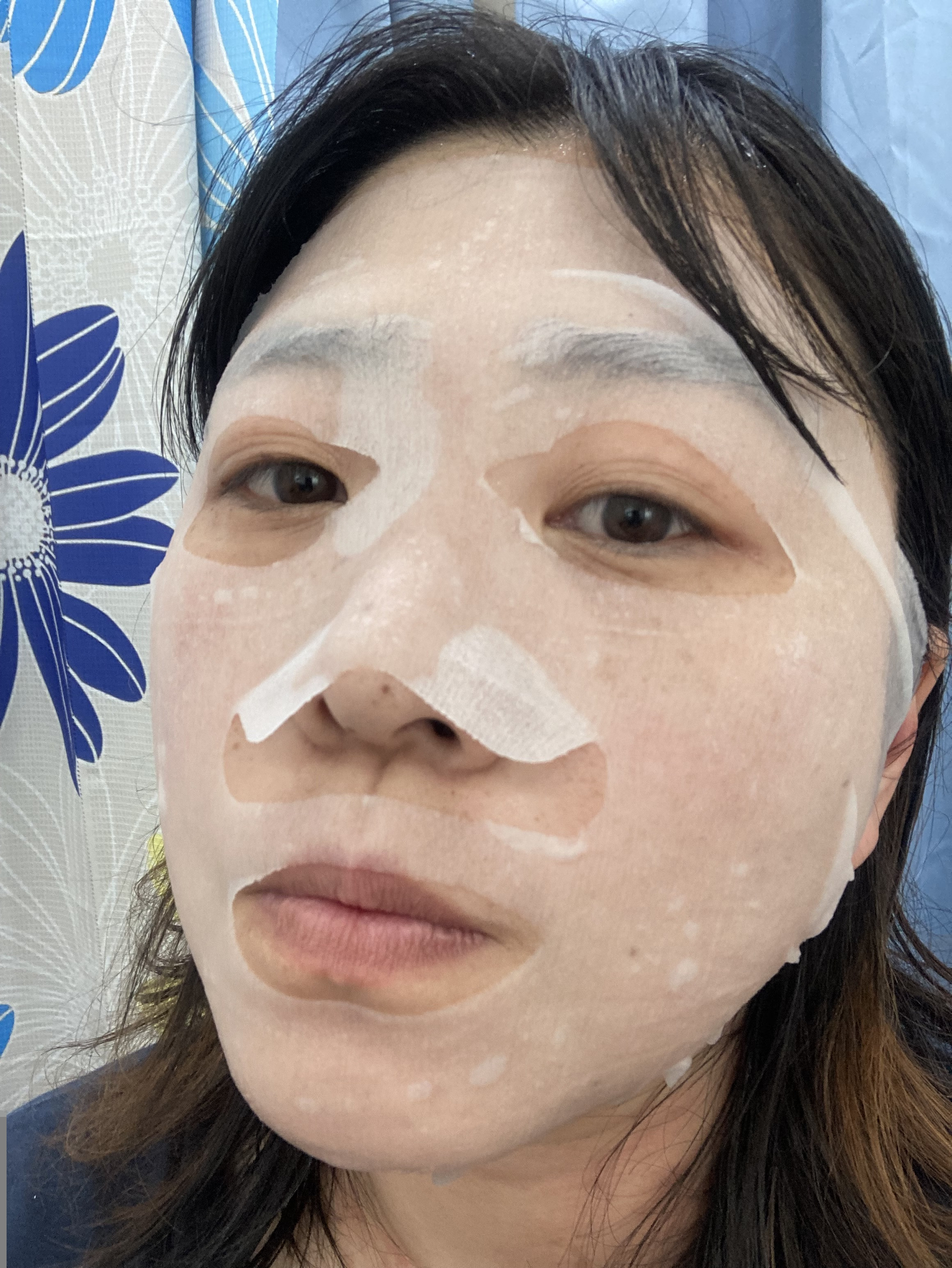 寝る前に顔パック