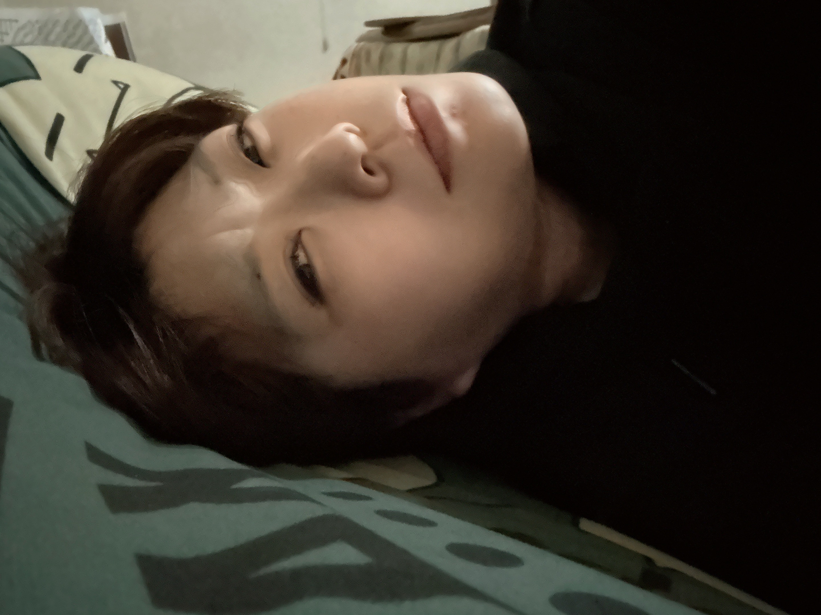 眠くて不機嫌？