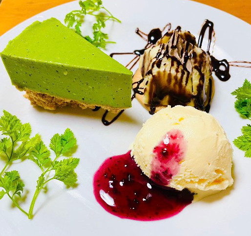 今日はどんより曇り空??