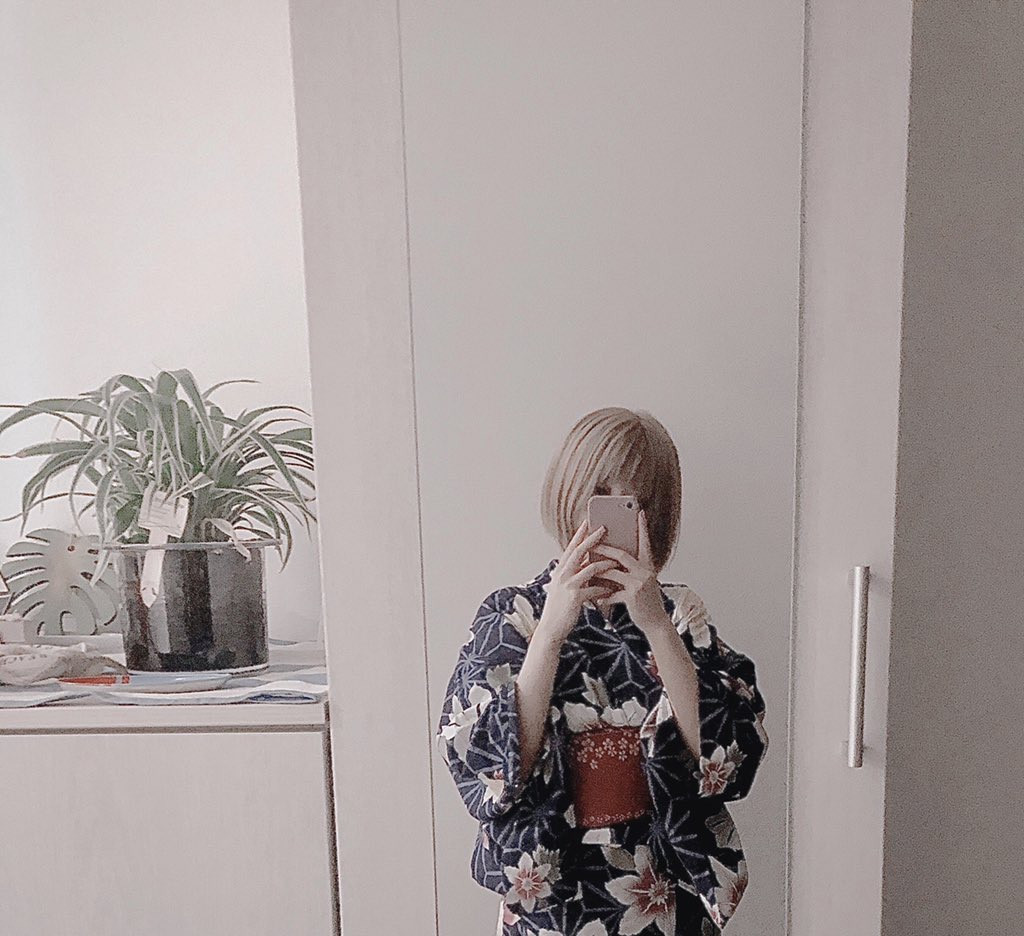 緊張の初投稿!!