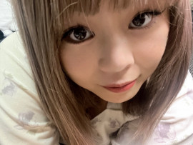 上目遣いって難しい(＞＜)