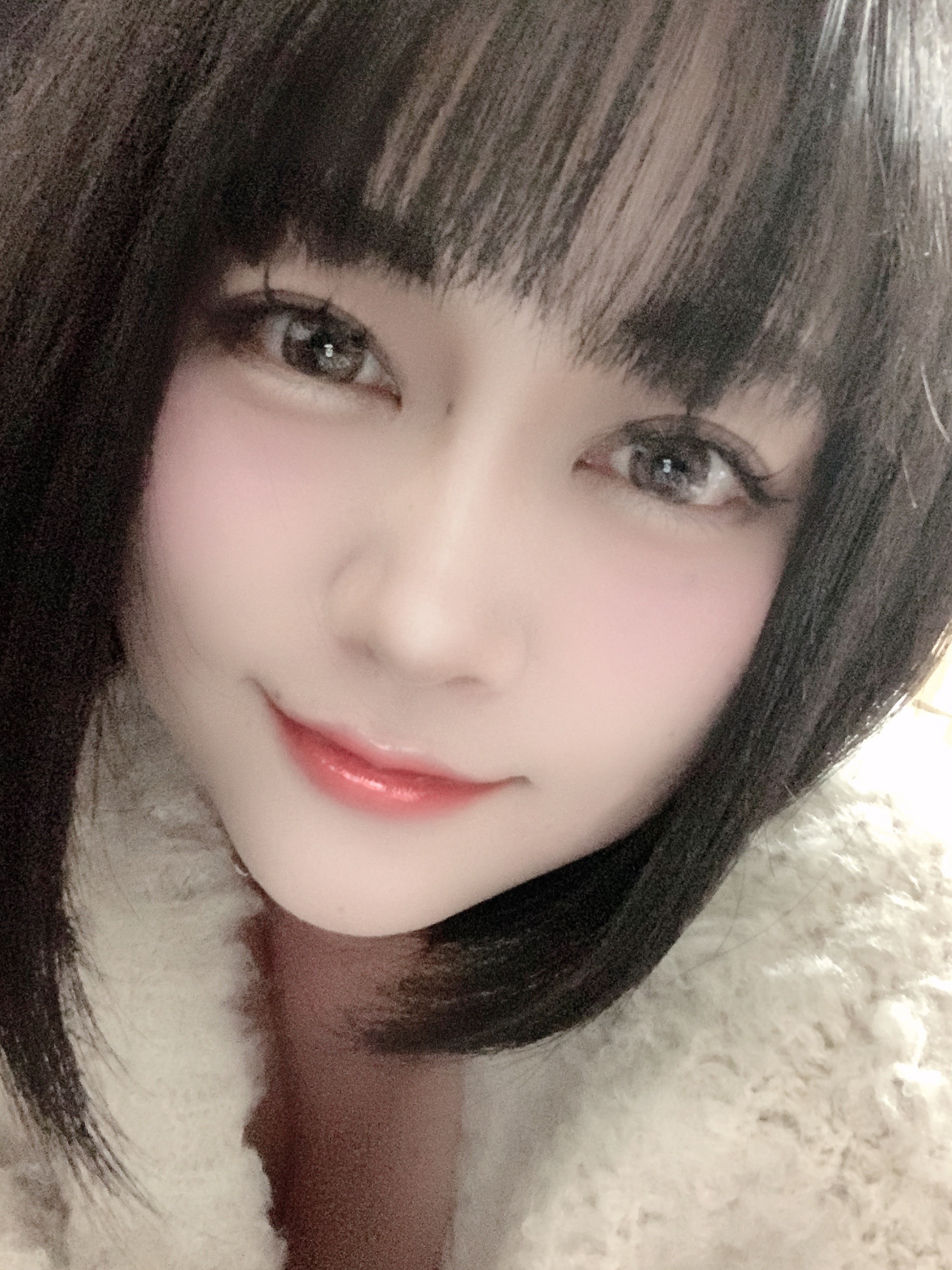 前髪切りましたです！