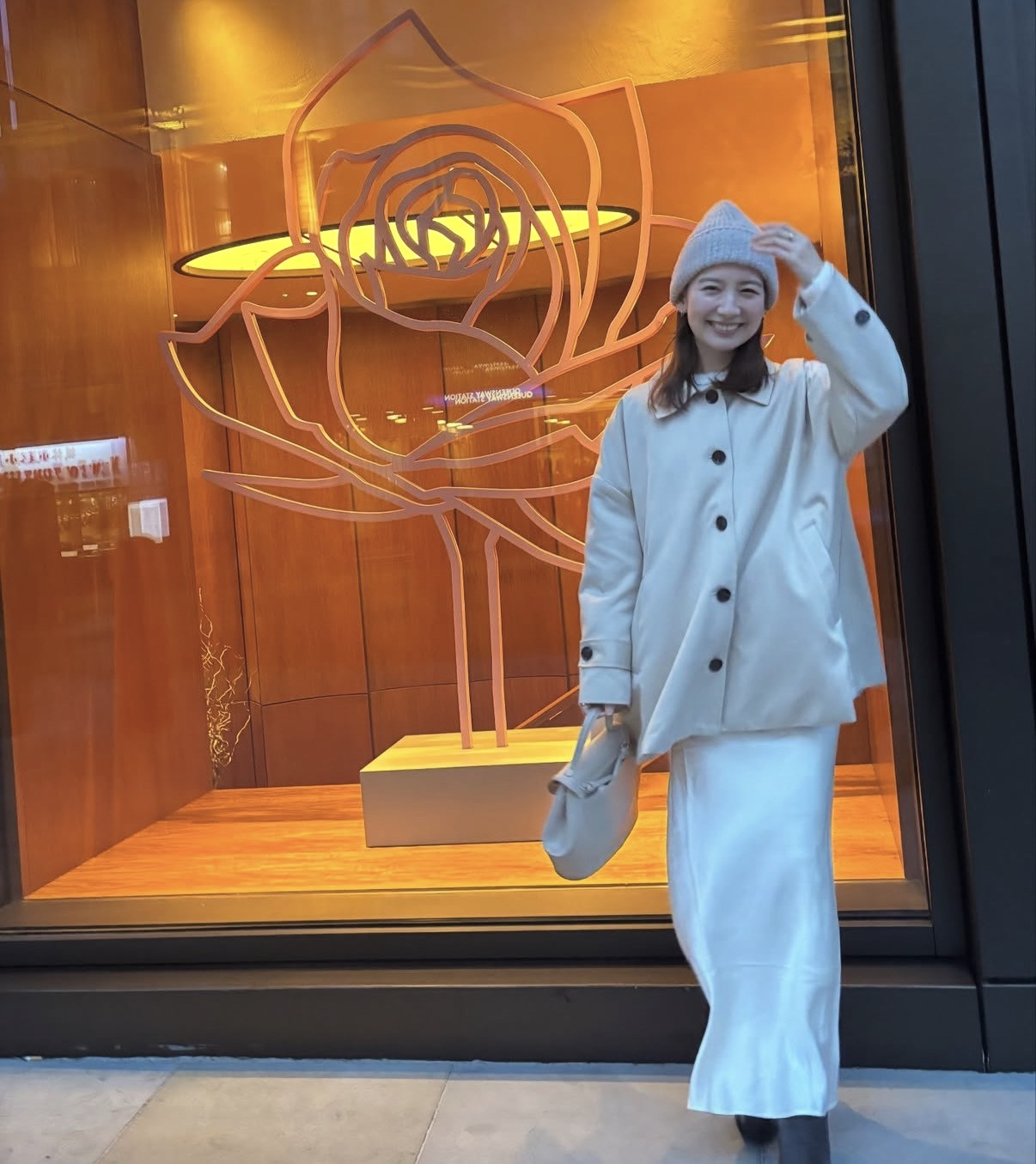 はじめまして、アオイです。